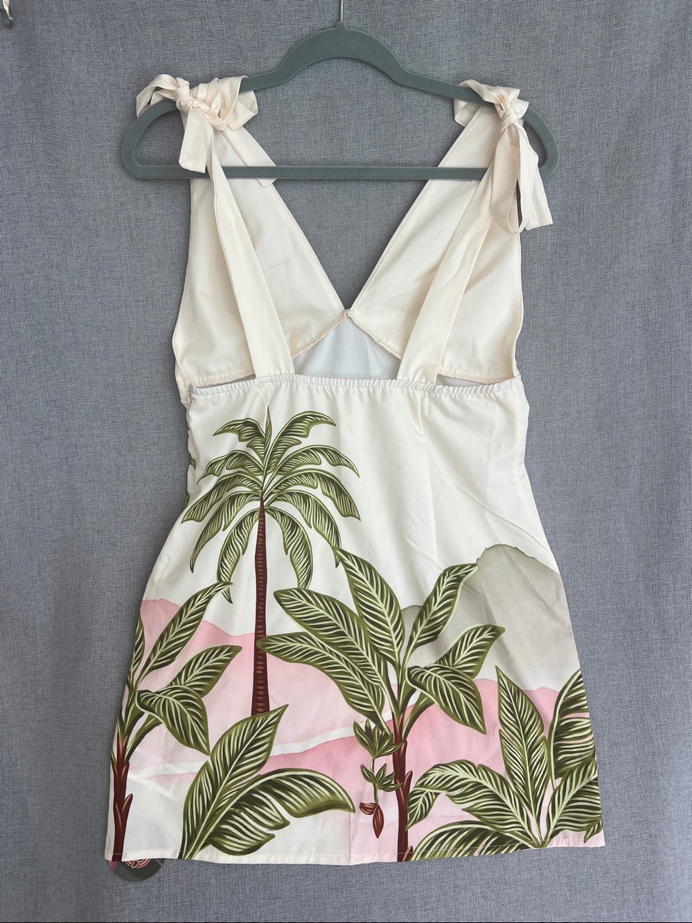 CAJUNI Mini Sundress Cover up dress cream palms size M NWT - Picture 3 of 13